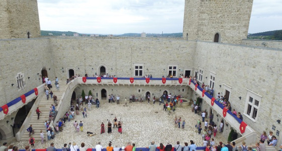 3 + 1 reasons, why you need to visit the Castle of Diósgyőr at Easter!