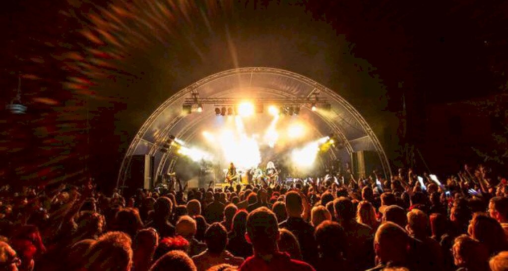6 Things to See and Do in Downtown Miskolc This Winter