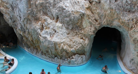 6 tips – where to take a trip this spring with family