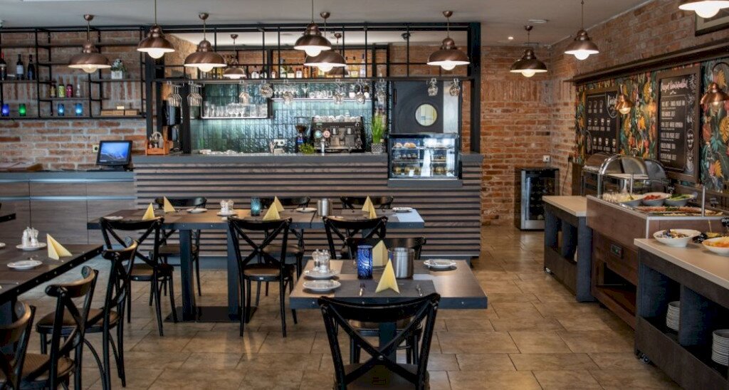 Renomé Café & Bistro